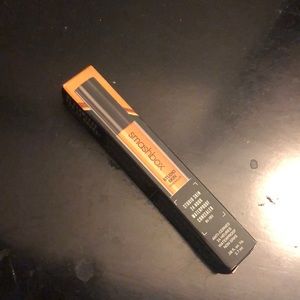 Smashbox studio skin 24 hr waterproof concealer